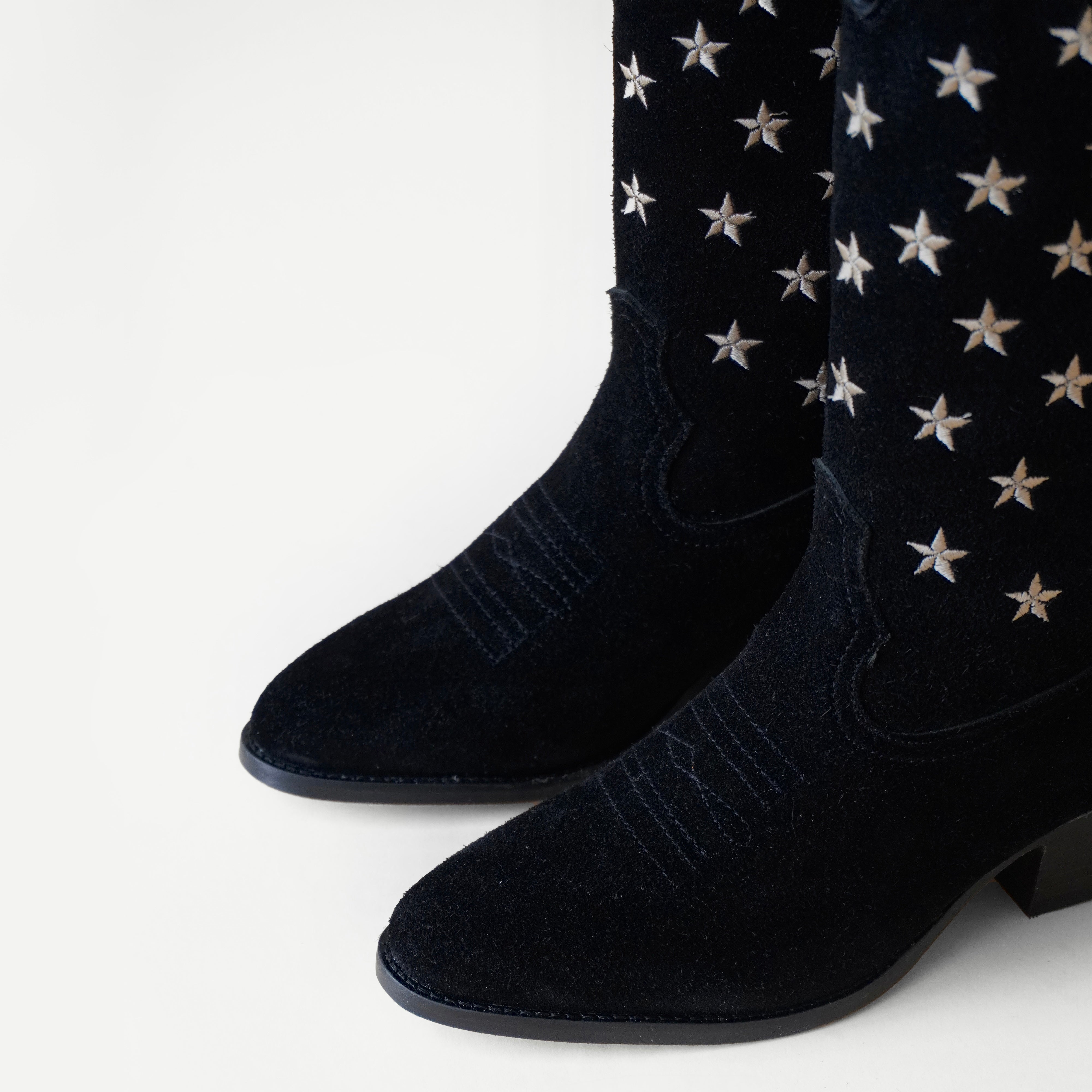 Stars Gamuza Negro