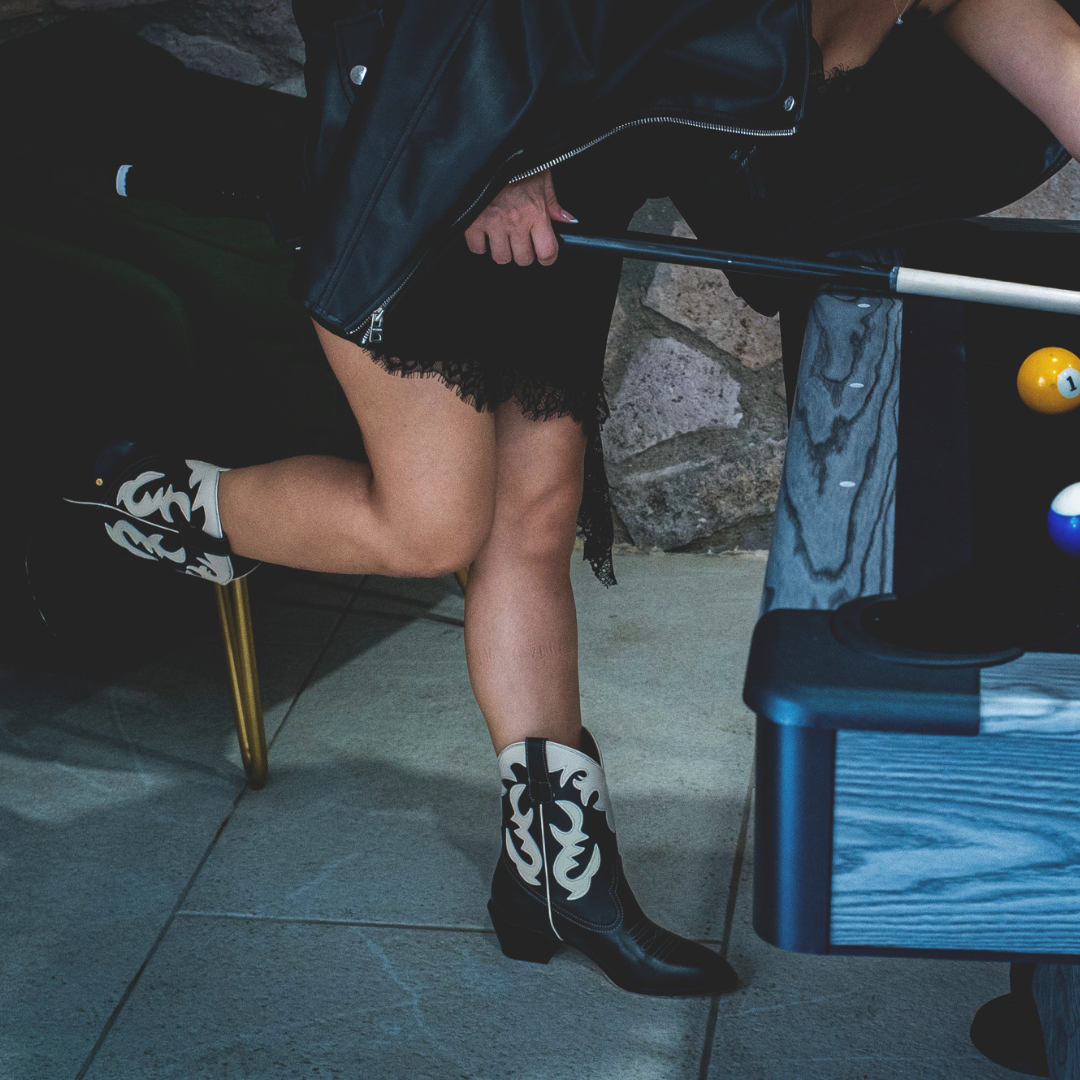 Valle de Santiago Negro Marfil